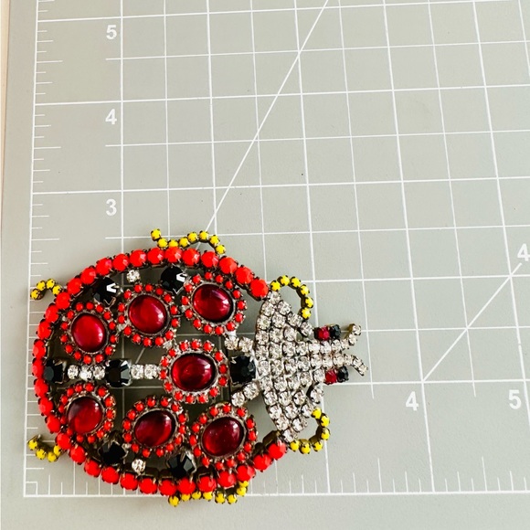 🐞 Huge Vintage Rhinestone Crystal Ladybug brooch - Picture 6 of 13